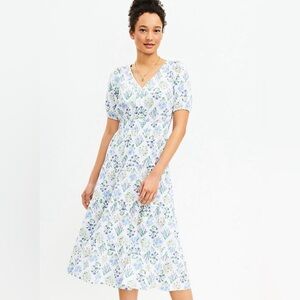 Loft Bouquet Flowers Cut Out Back Tiered Midi Dress Women’s Size Medium Spring